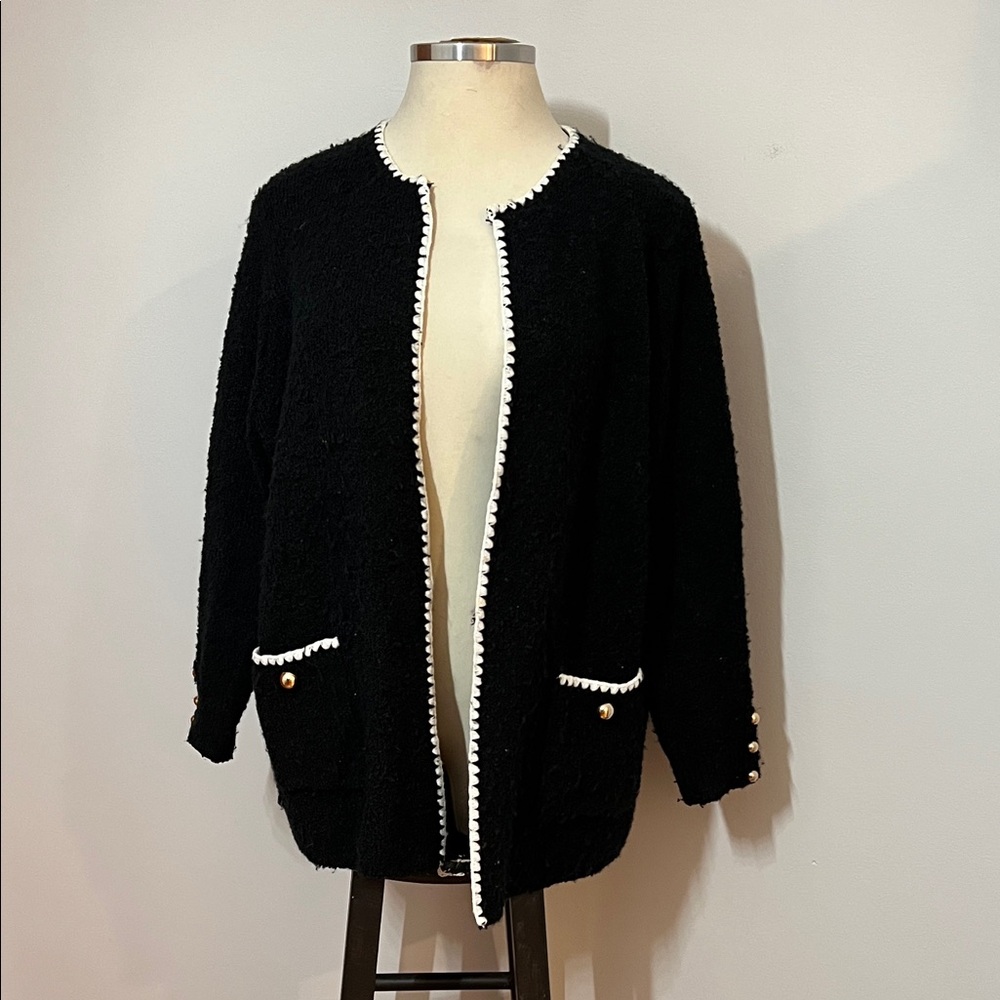 Sioni Black and White Trim Boucle Chic Elegant Cardigan Pockets Gold Button